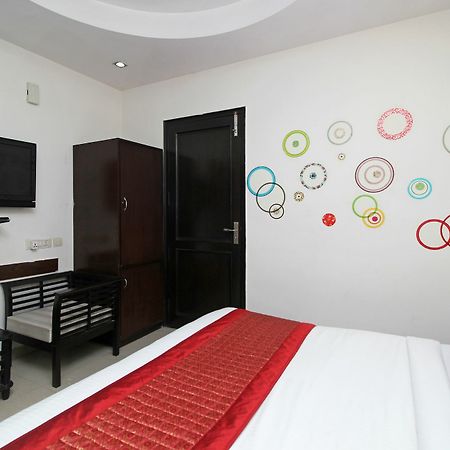 Oyo 9030 Hotel Delhi Airport Plaza Νέο Δελχί Εξωτερικό φωτογραφία