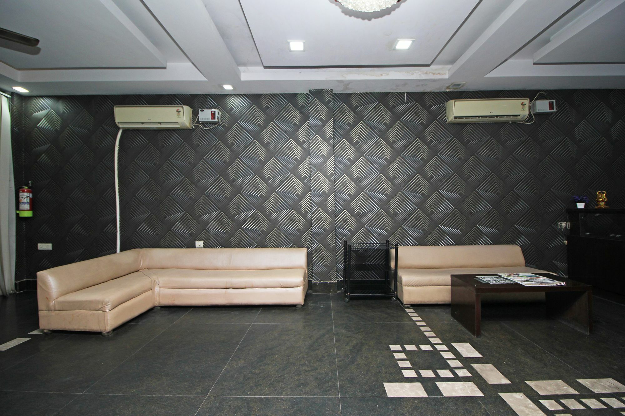Oyo 9030 Hotel Delhi Airport Plaza Νέο Δελχί Εξωτερικό φωτογραφία